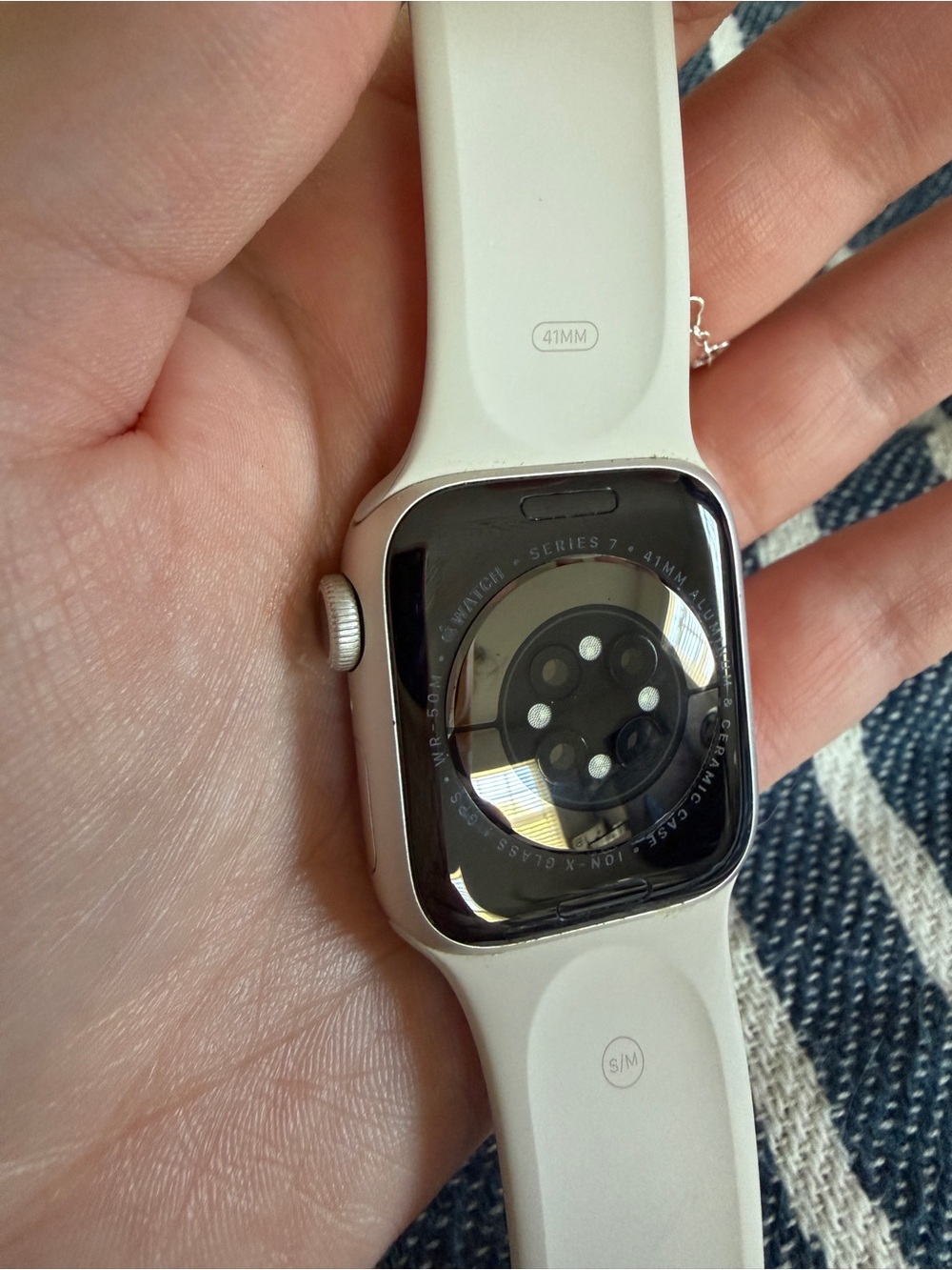 Apple Watch Series 7 - Picture 4 of 5